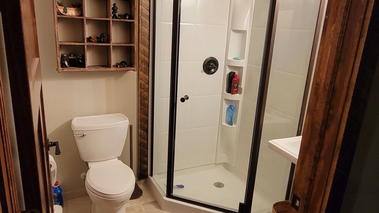Photo of Bathroom in Longville
