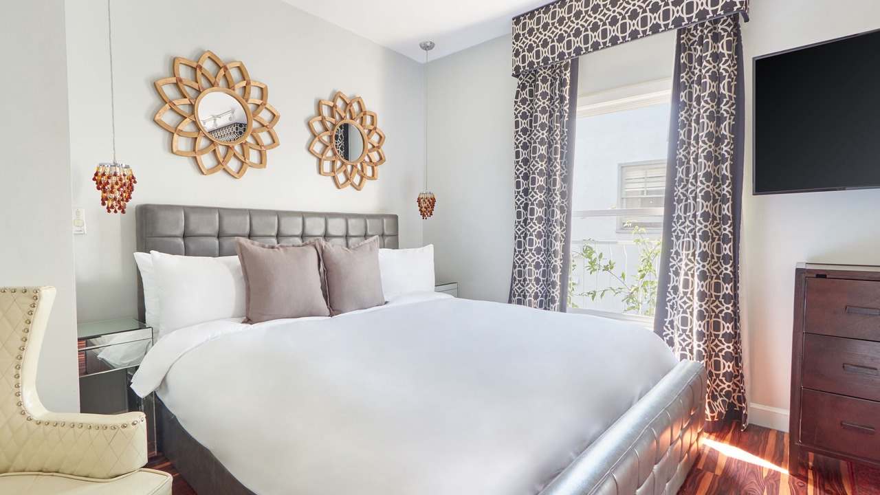 Photo of Bedroom in Beverly Hills