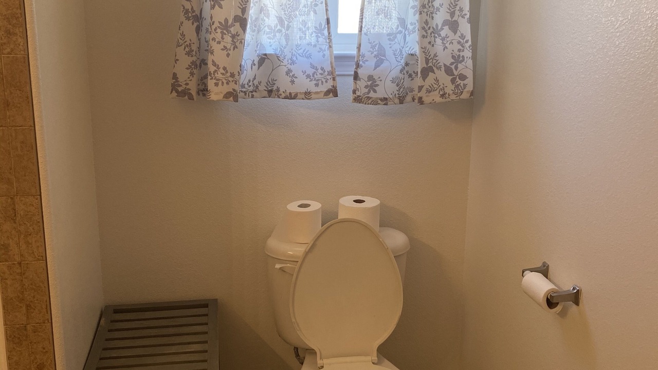 Photo of Bathroom in Wofford Heights