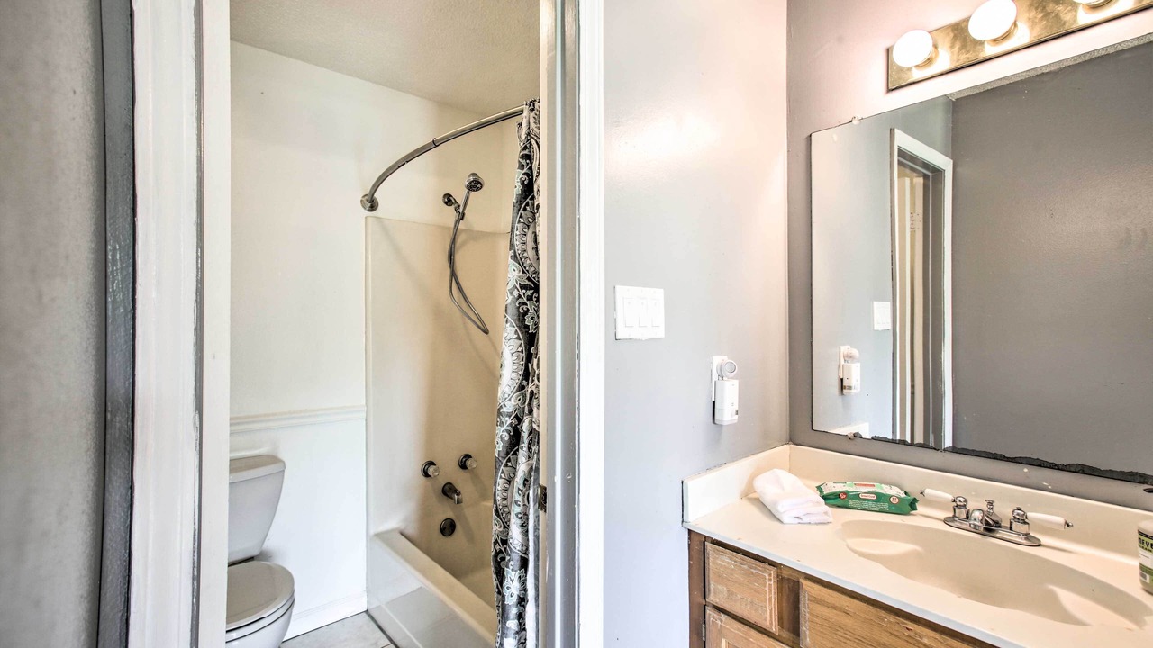 Photo of Bathroom in Highlands - Perkins