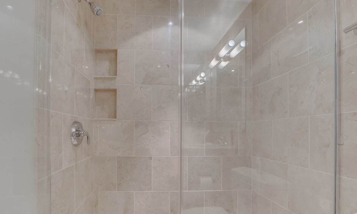 Photo of Bathroom in Shaw