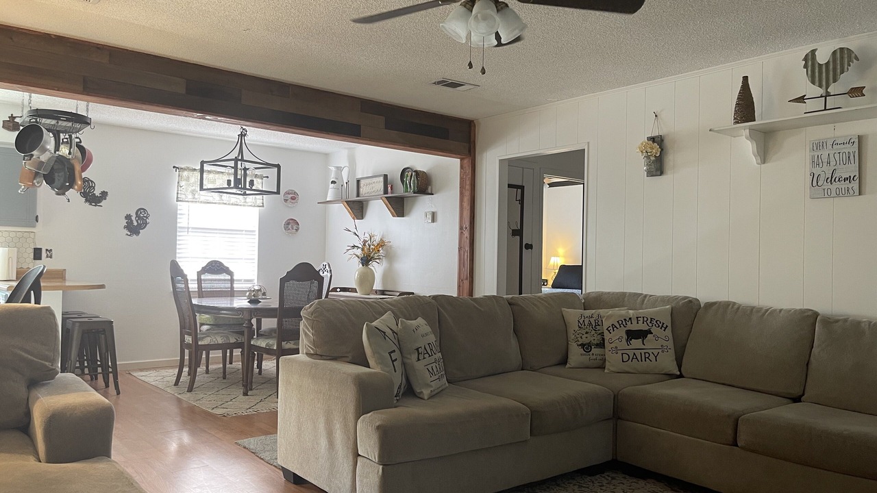 Photo of Livingroom in Gulfport