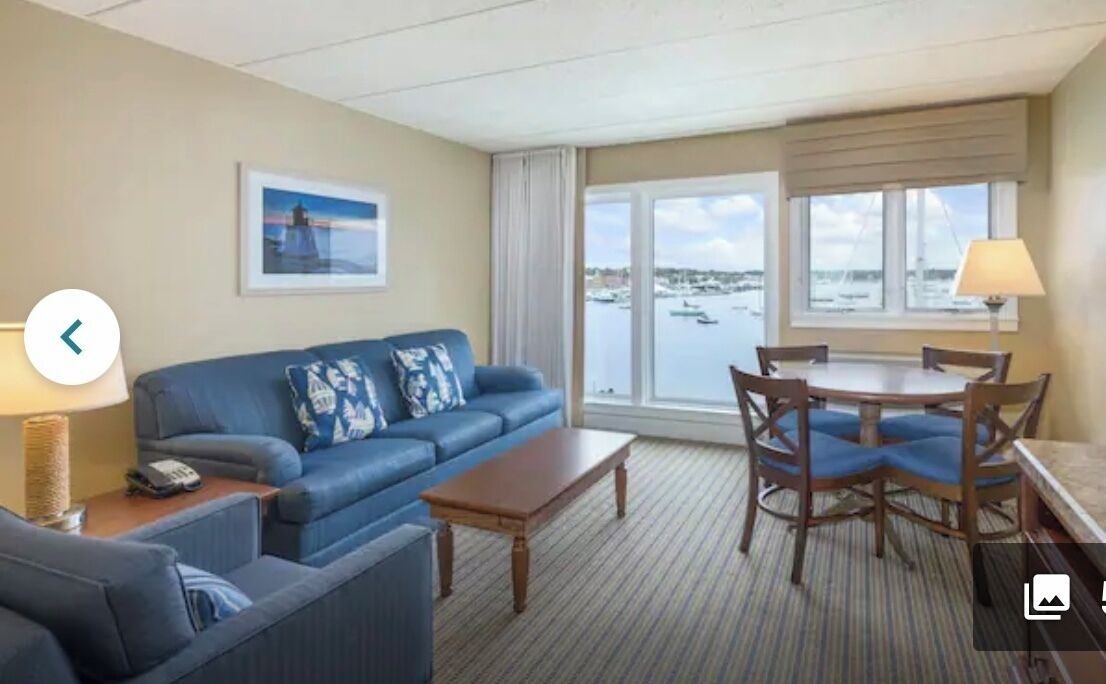 Photo of Livingroom in Newport
