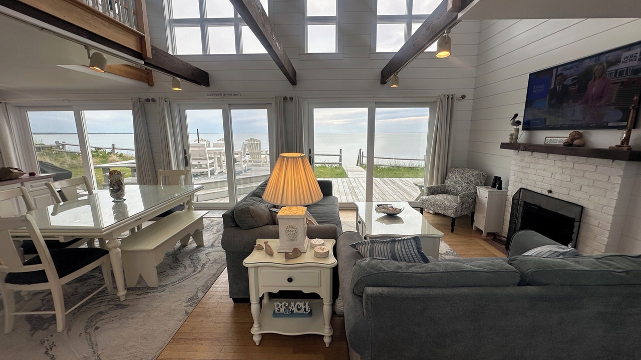 Photo of Livingroom in North Eastham