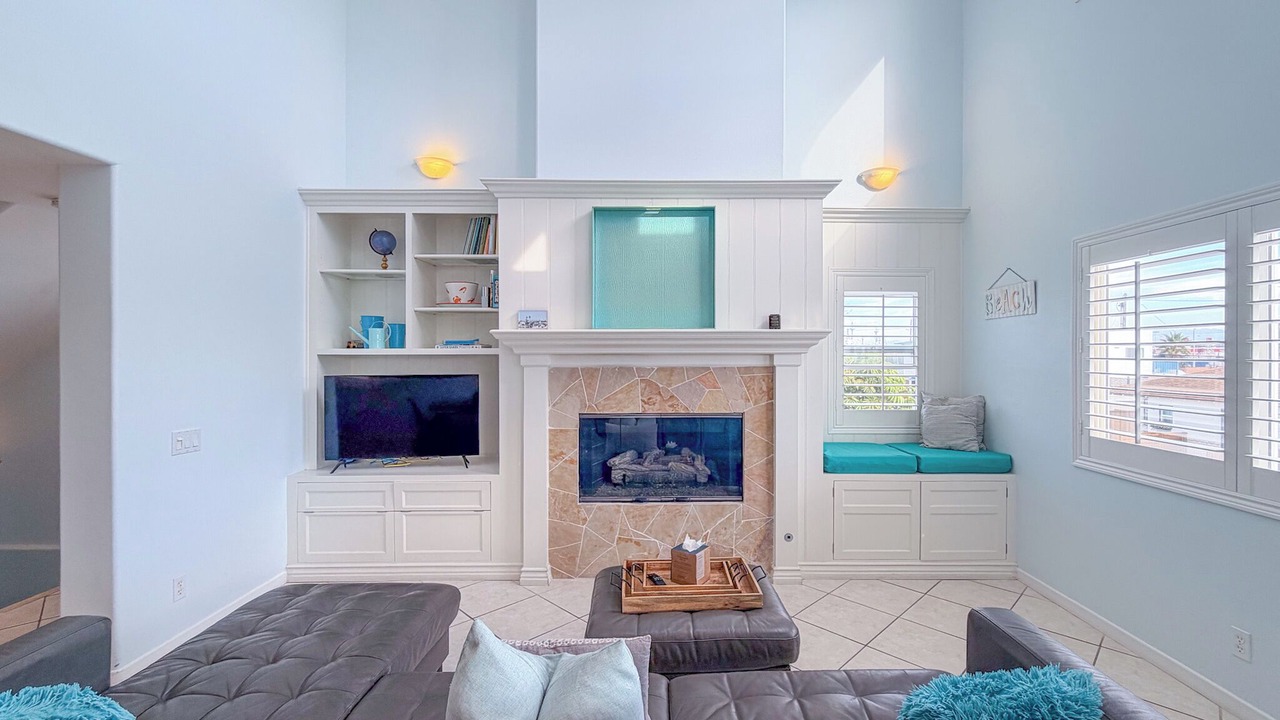 Photo of Livingroom in Silver Strand