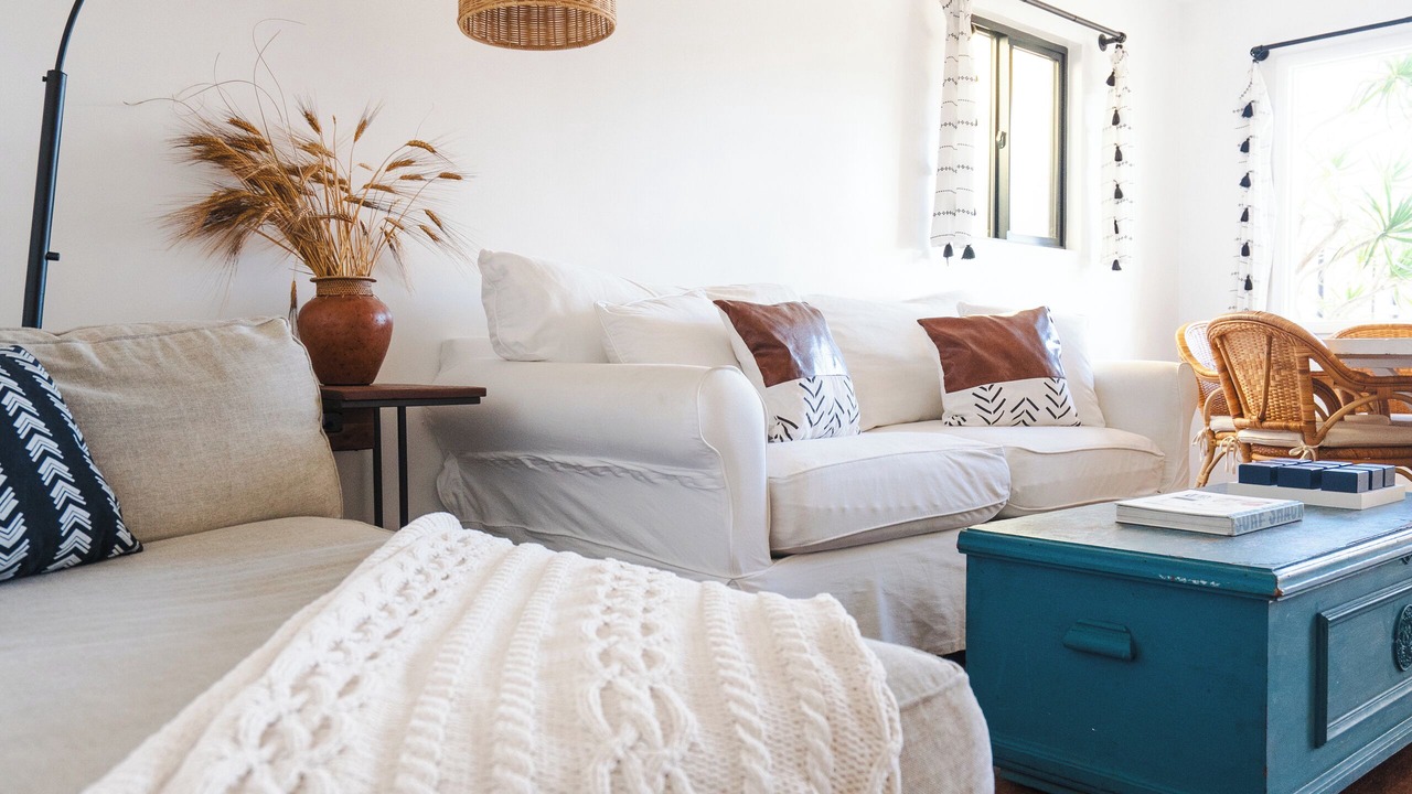 Photo of Livingroom in Pierpont Bay