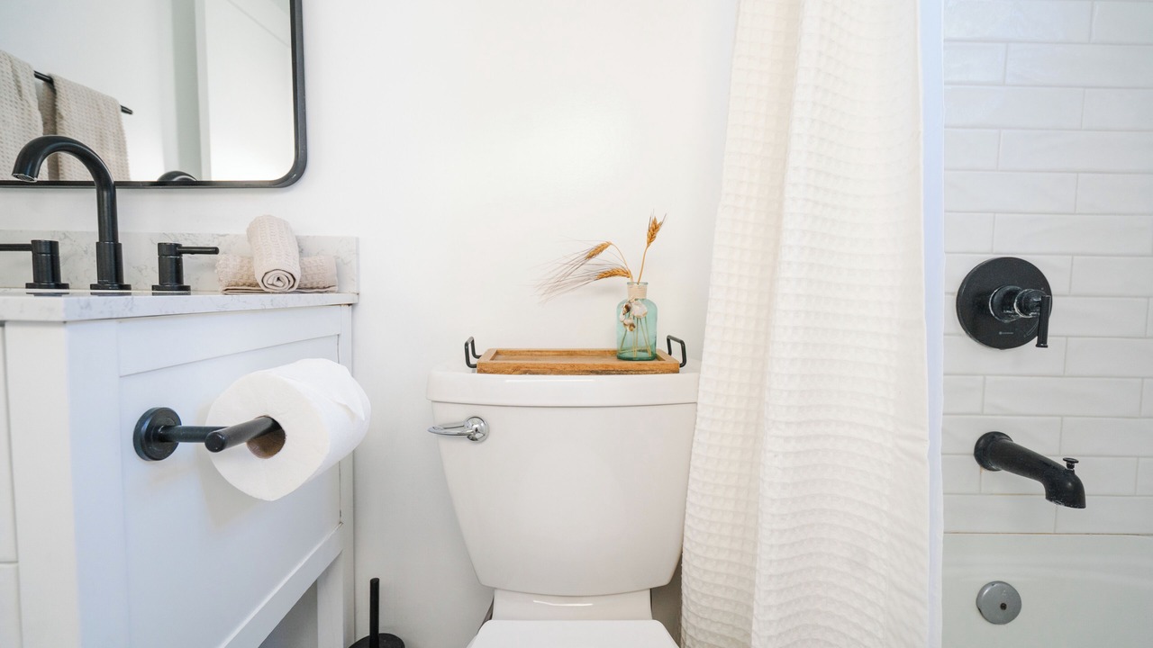 Photo of Bathroom in Pierpont Bay
