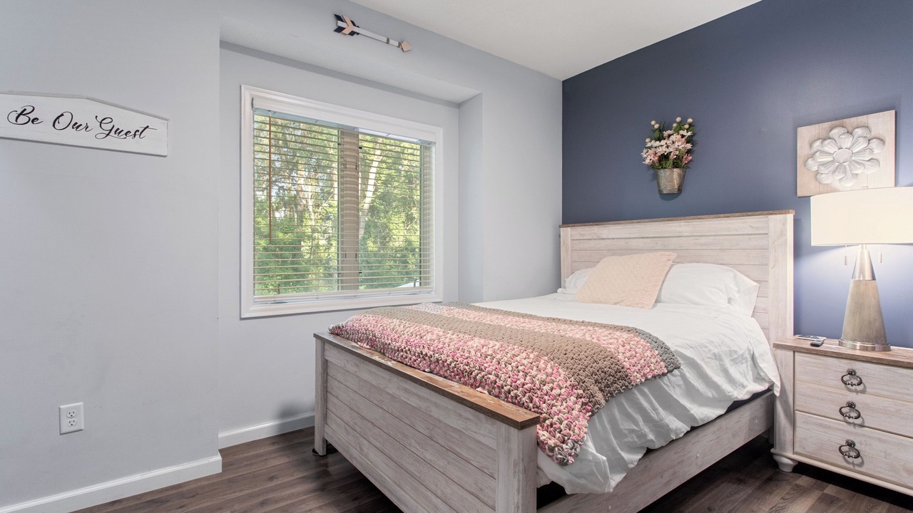 Photo of Bedroom in Blaine