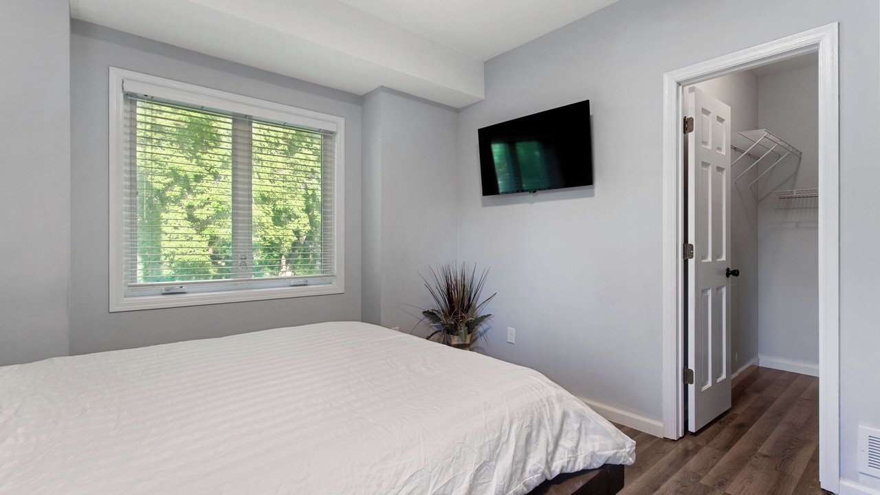 Photo of Bedroom in Blaine