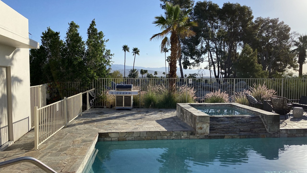 Photo of Outdoor in Little Tuscany