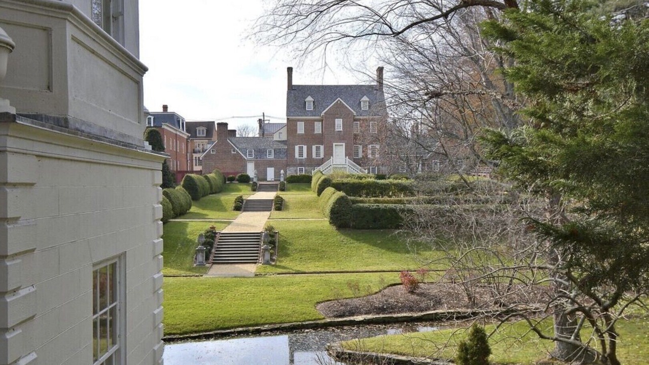 Photo of Outdoor in Hillsmere Shores