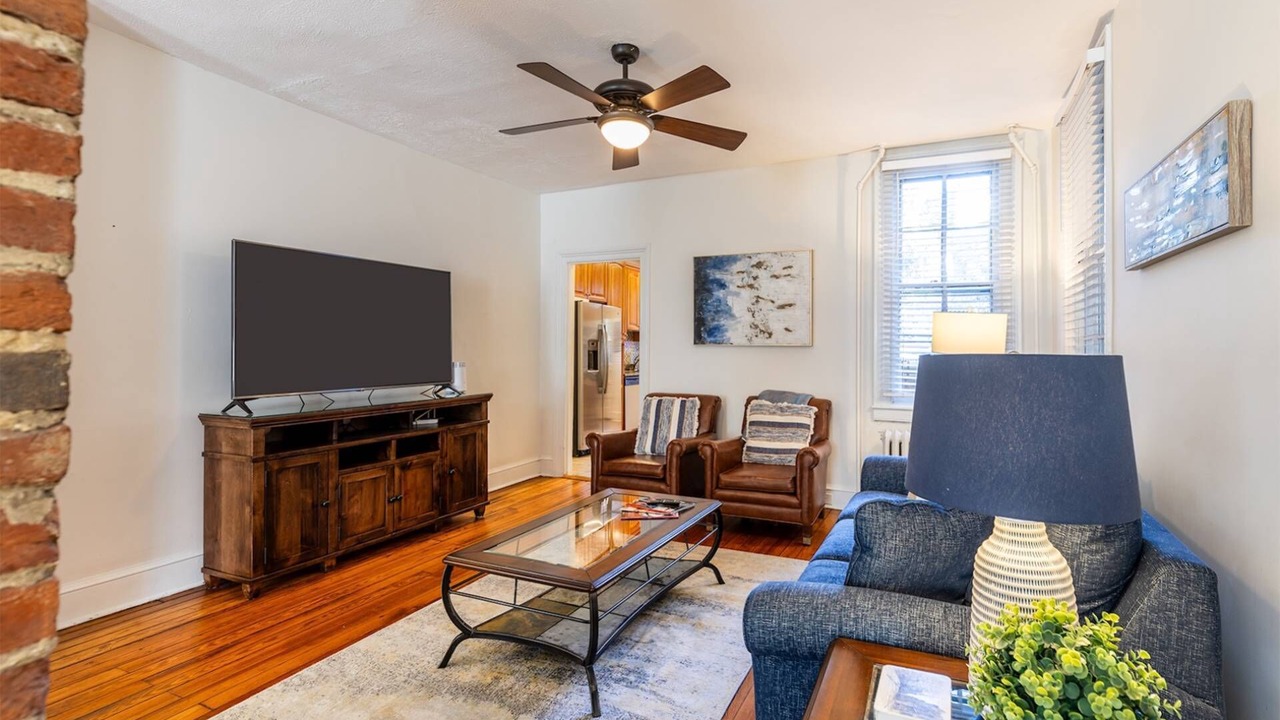 Photo of Bedroom in Historic District