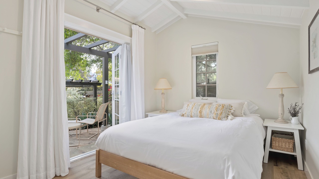 Photo of Bedroom in Laguna
