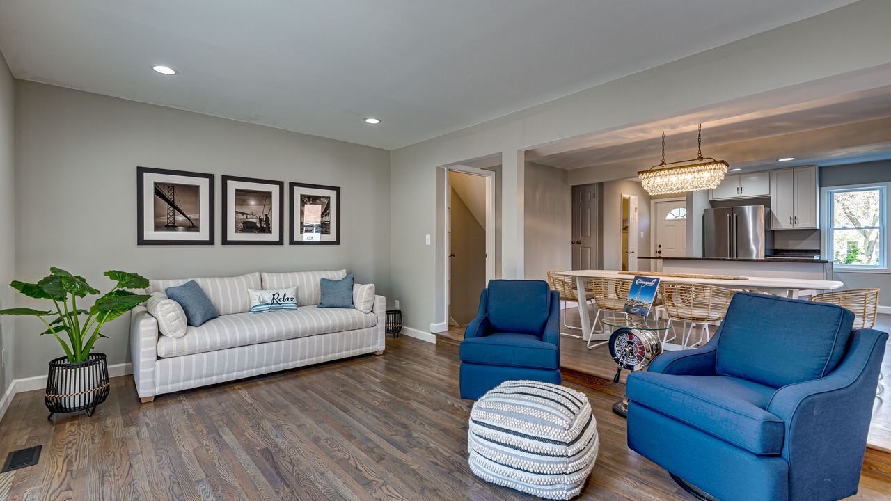 Photo of Livingroom in Historic District