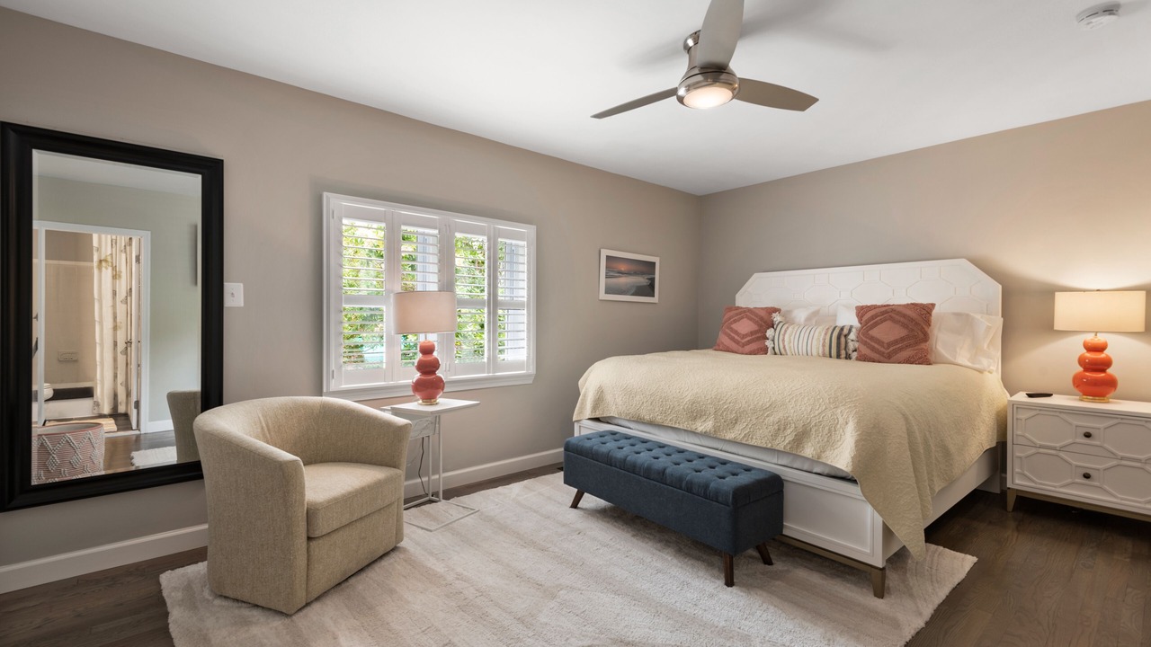 Photo of Bedroom in Historic District