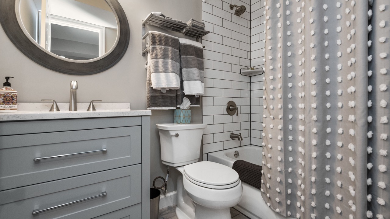 Photo of Bathroom in Historic District