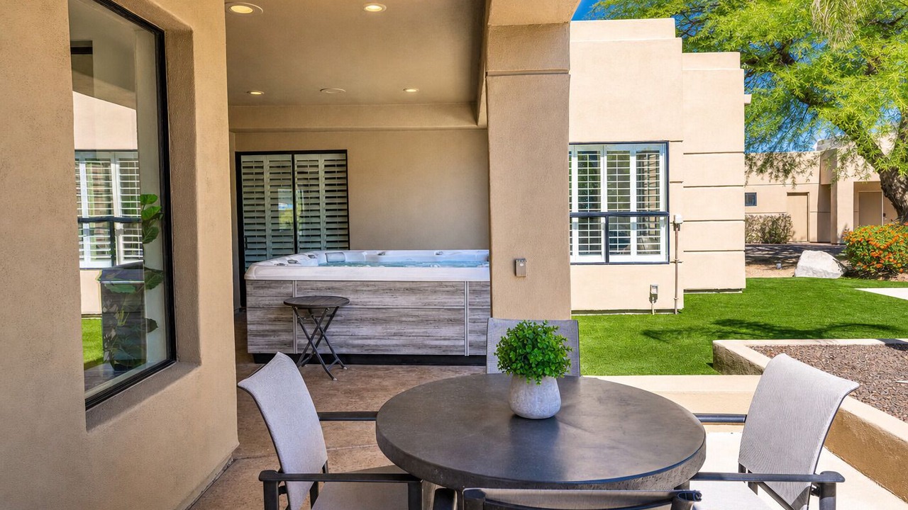 Photo of Outdoor in Pinnacle Peak Heights
