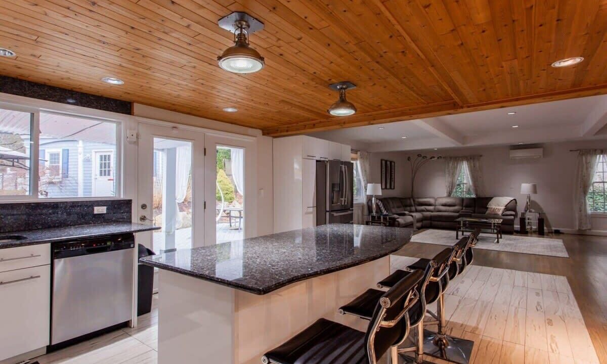 Photo of Kitchen in West Barnstable