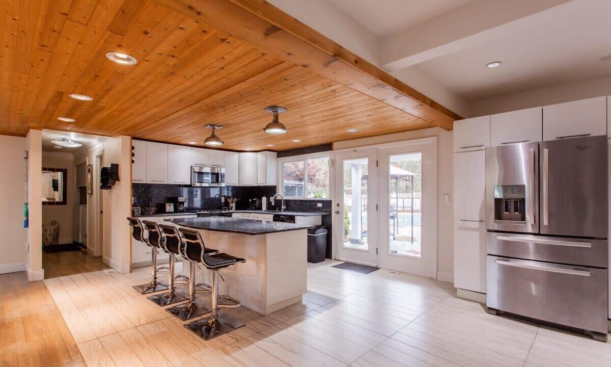 Photo of Kitchen in West Barnstable