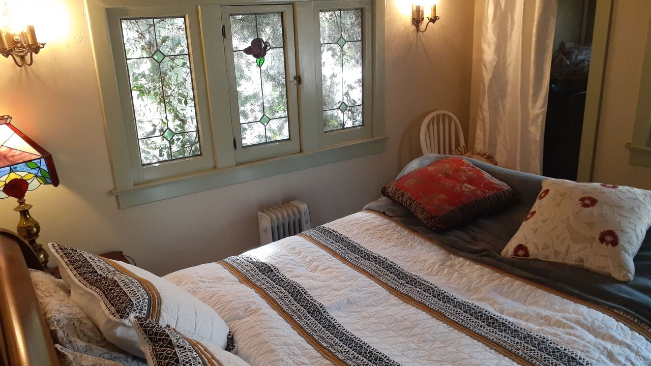 Photo of Bedroom in Sylmar