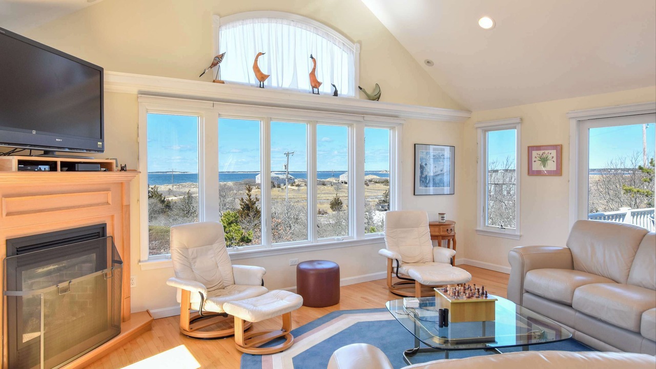 Photo of Livingroom in North Eastham