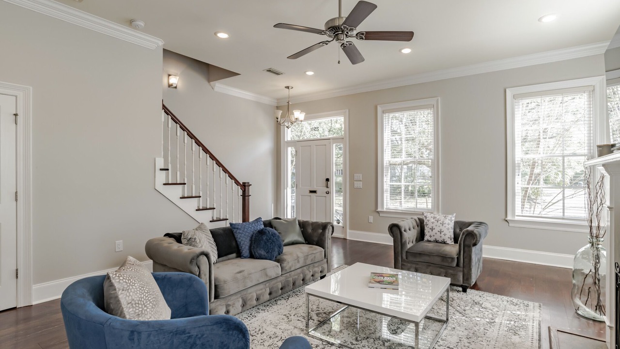 Photo of Livingroom in Central Business District