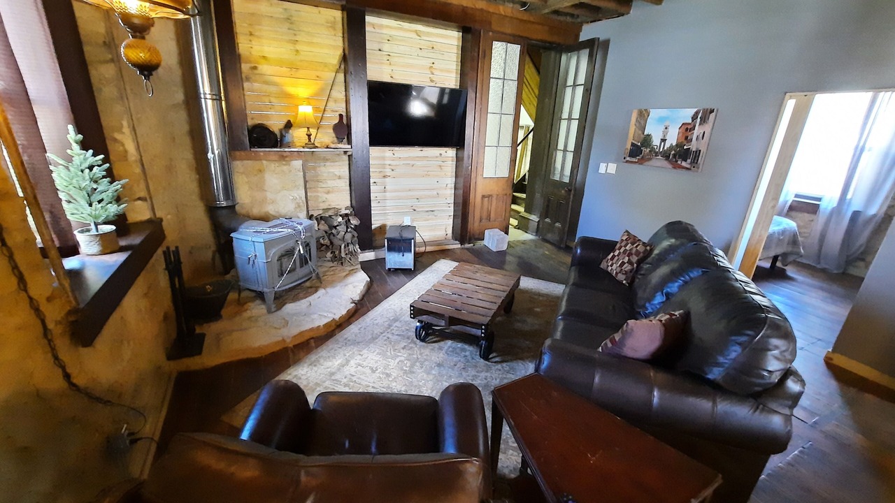 Photo of Livingroom in Colesburg
