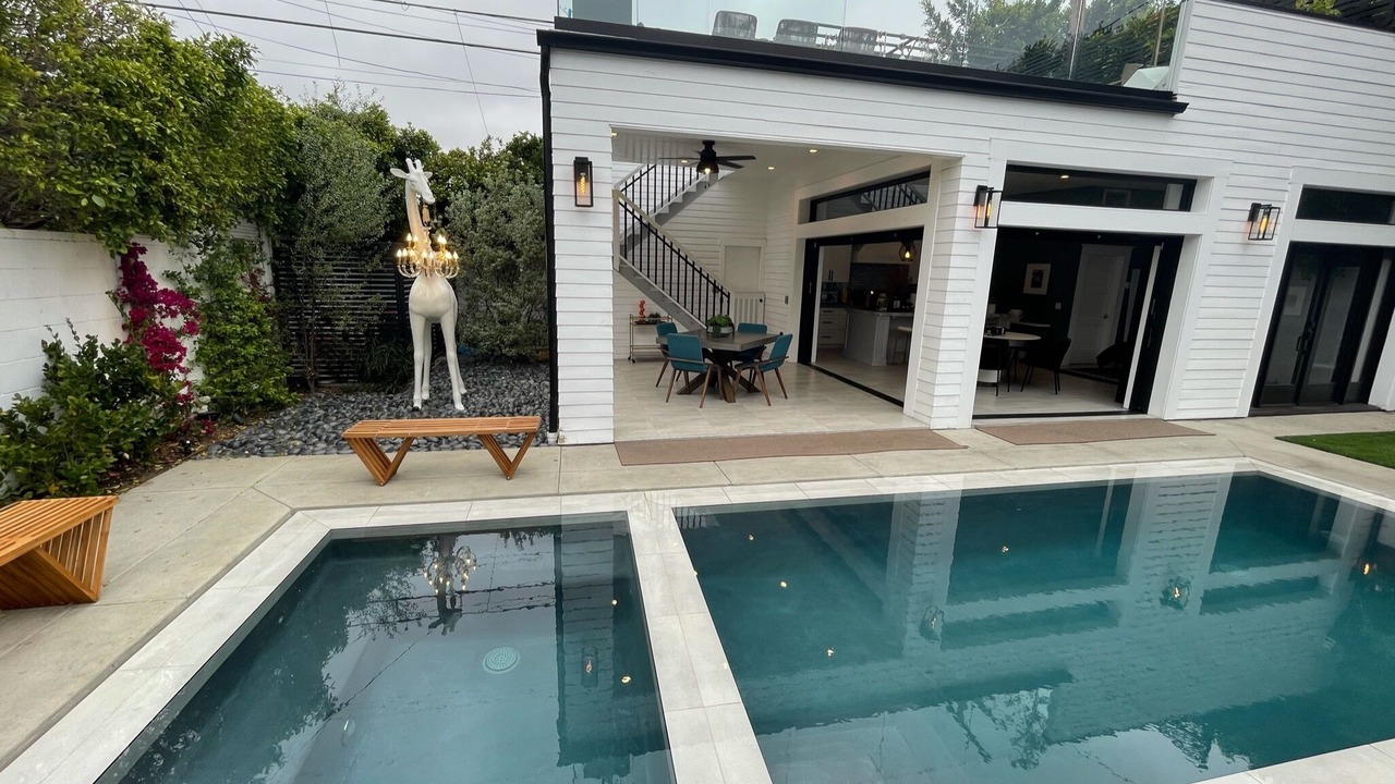Photo of Outdoor in Hollywood