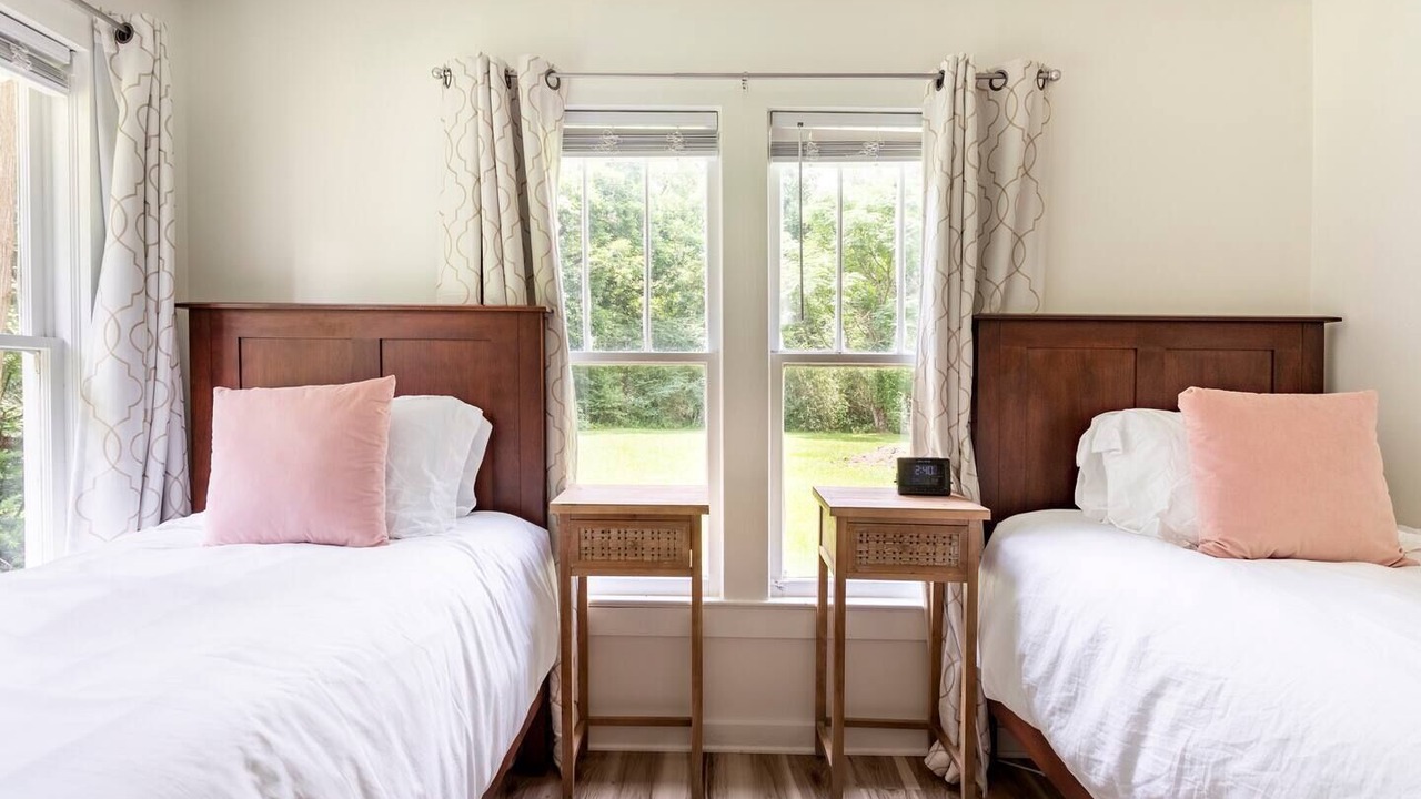Photo of Bedroom in Stone County