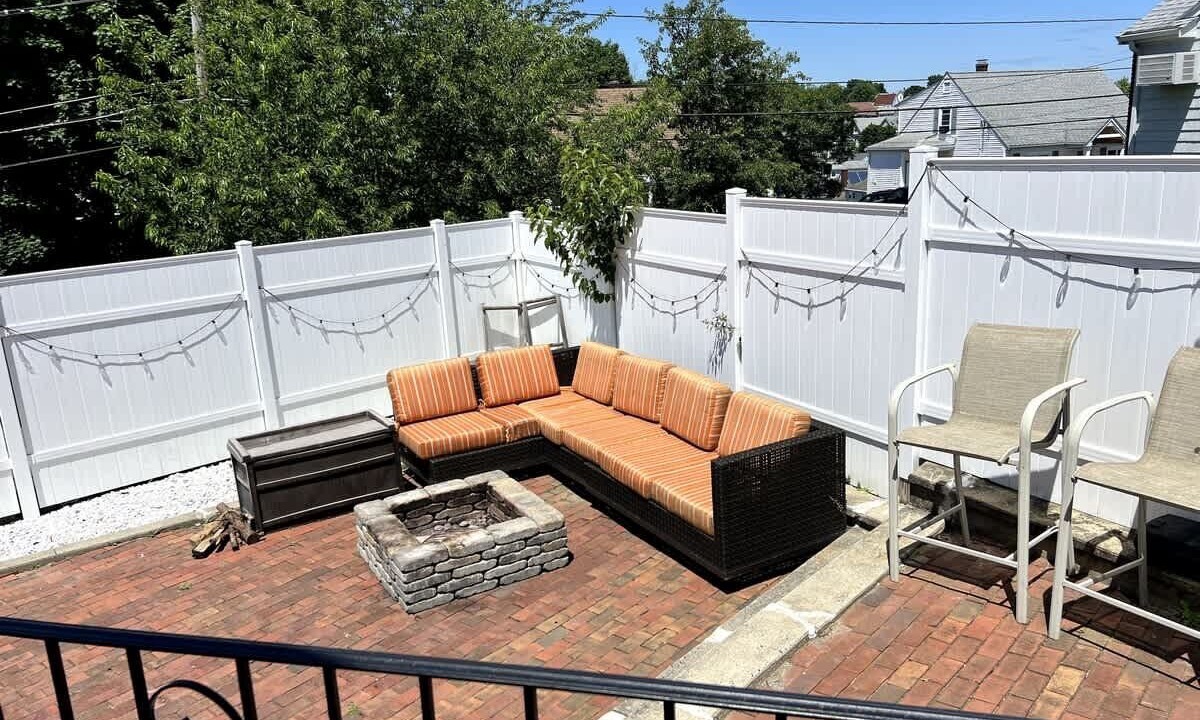 Photo of Patio Balcony in Everett