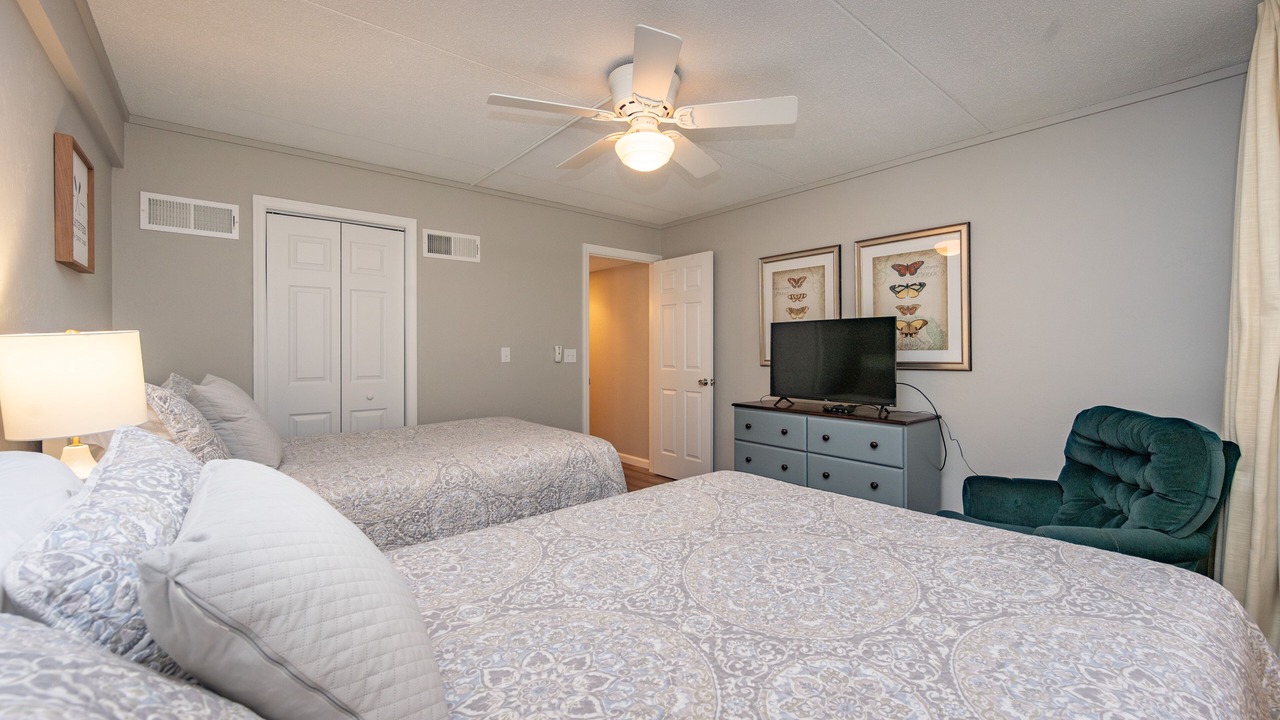 Photo of Bedroom in Mountainside