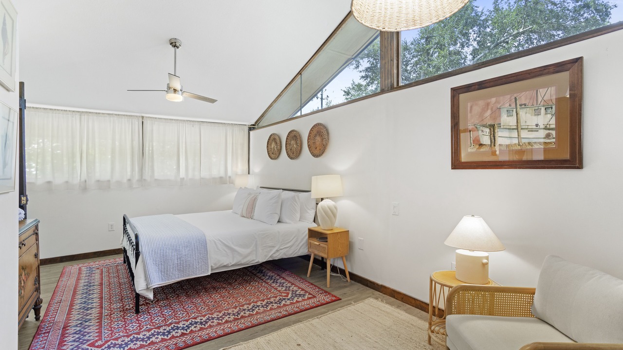 Photo of Bedroom in Ocean Springs