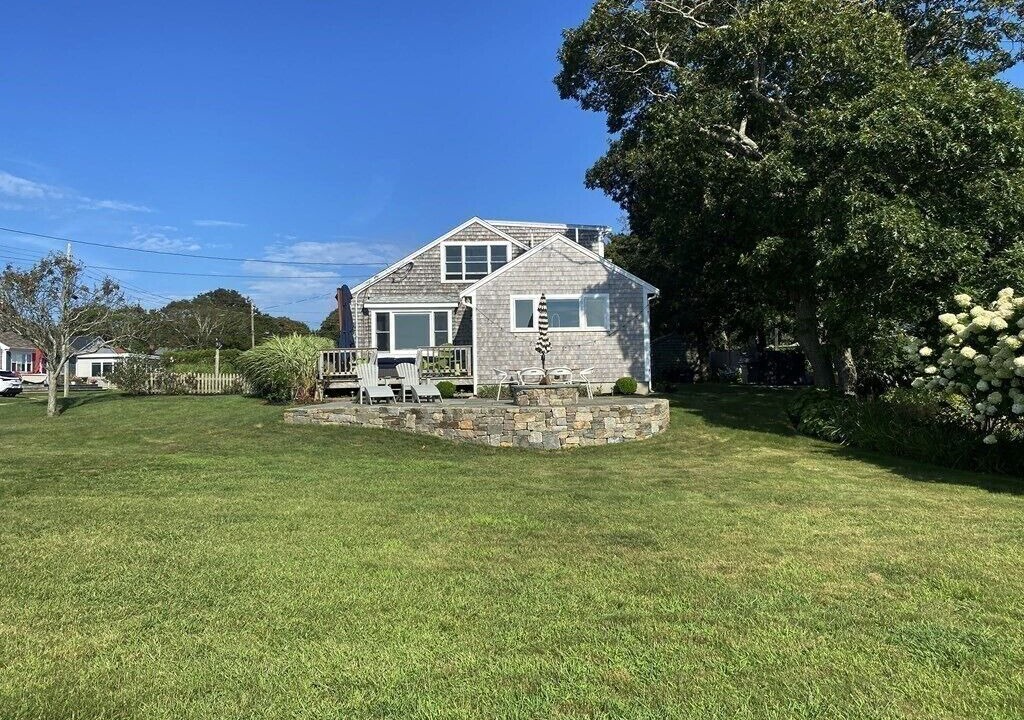 Photo of Outdoor in Mara Vista