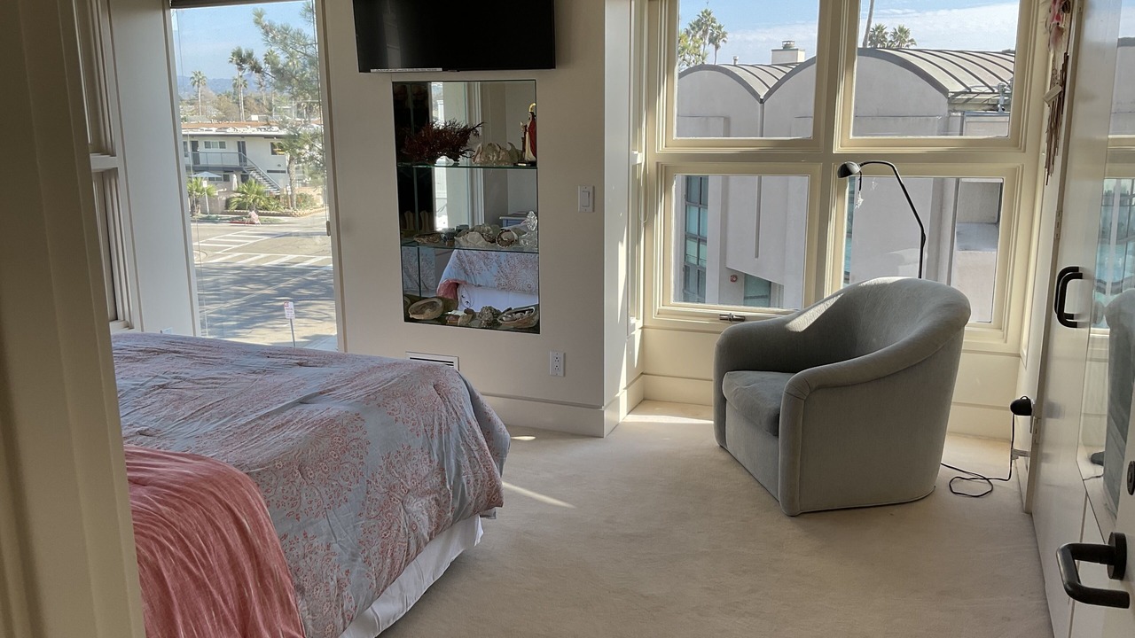 Photo of Bedroom in Carpinteria