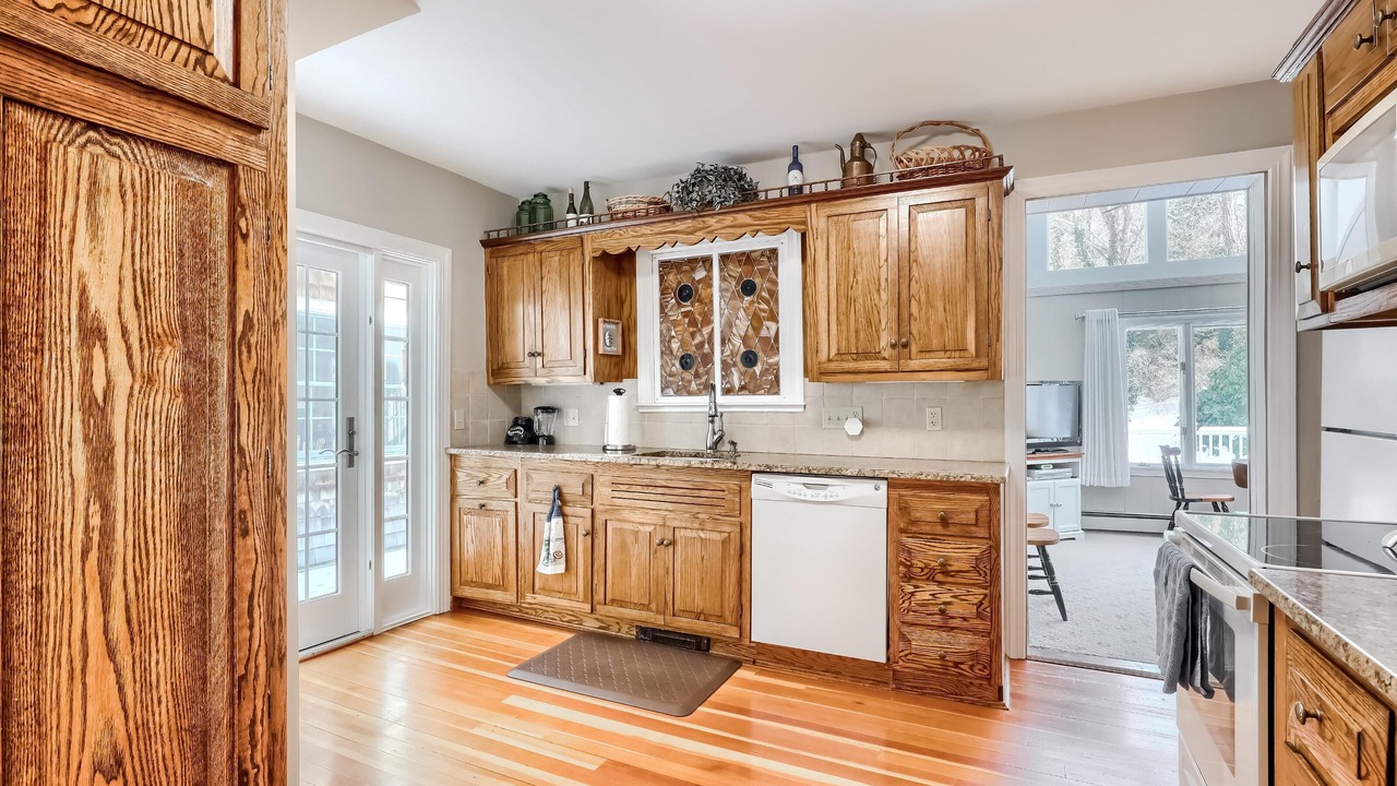 Photo of Kitchen in West Falmouth