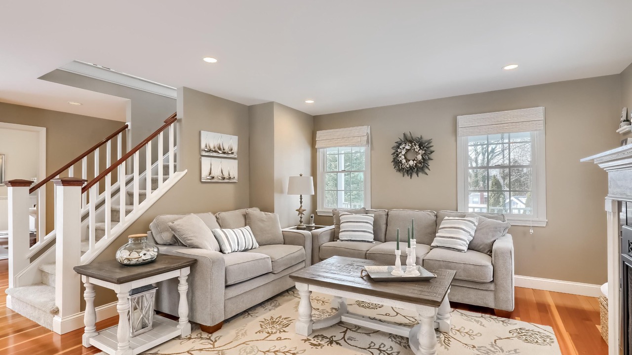 Photo of Livingroom in West Falmouth