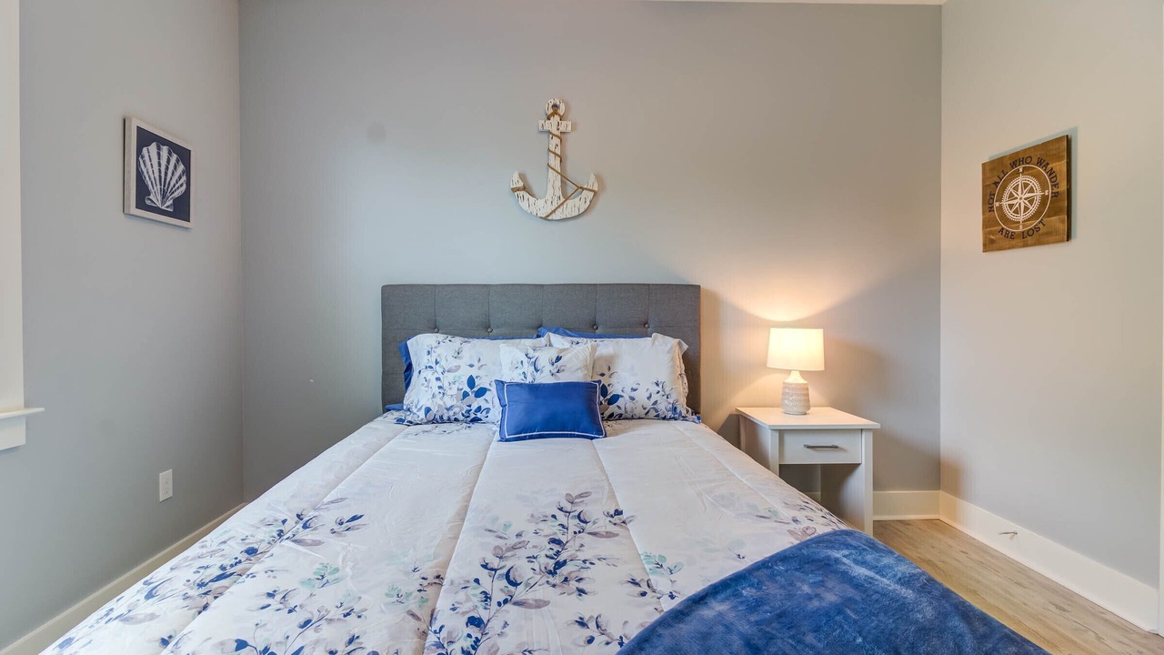 Photo of Bedroom in Mississippi City