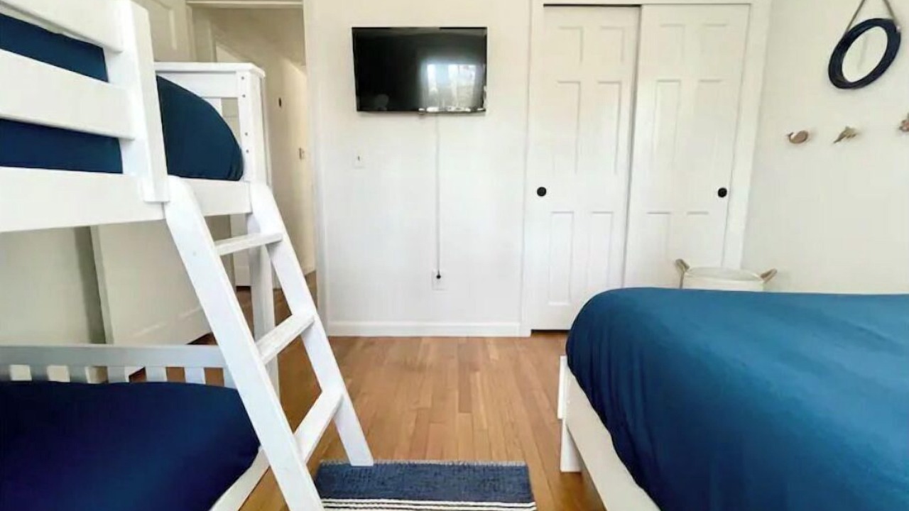 Photo of Bedroom in West Yarmouth