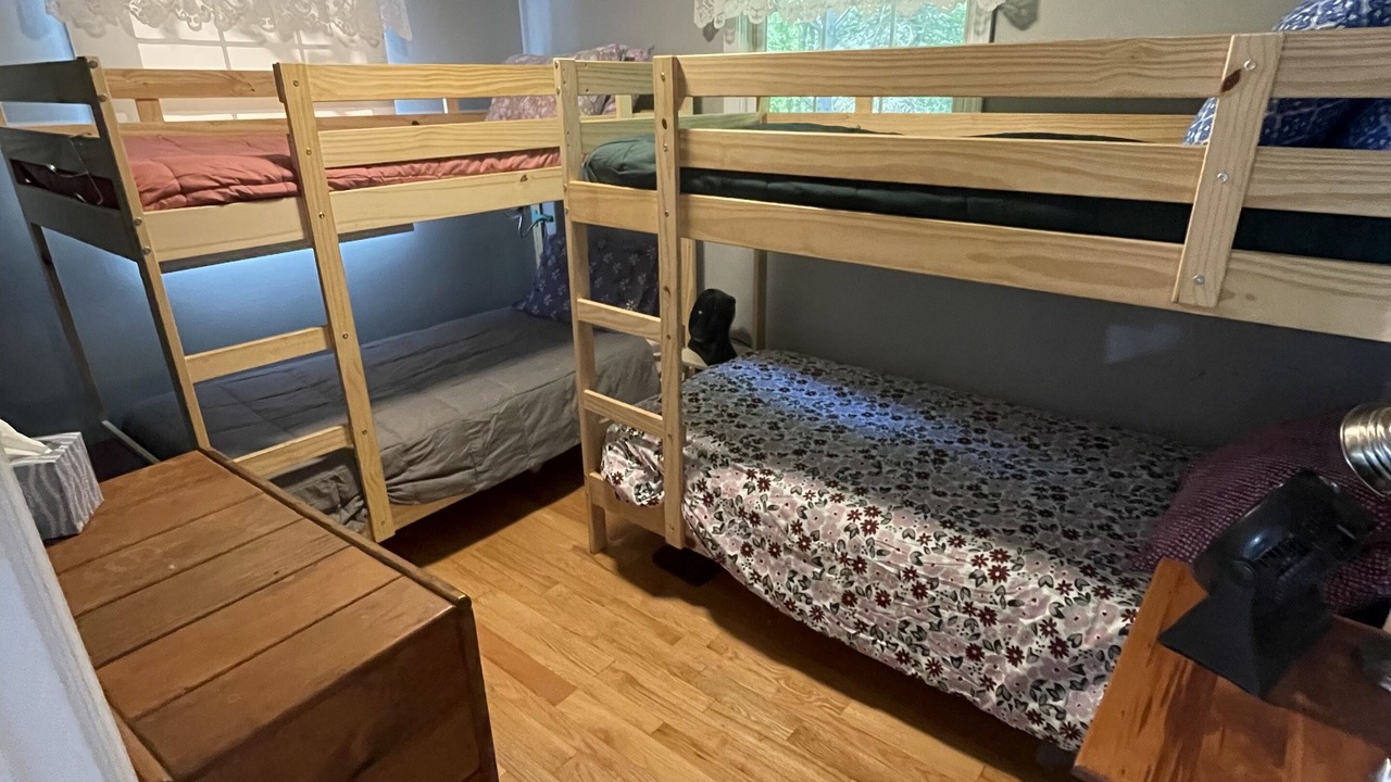 Photo of Bedroom in Walker