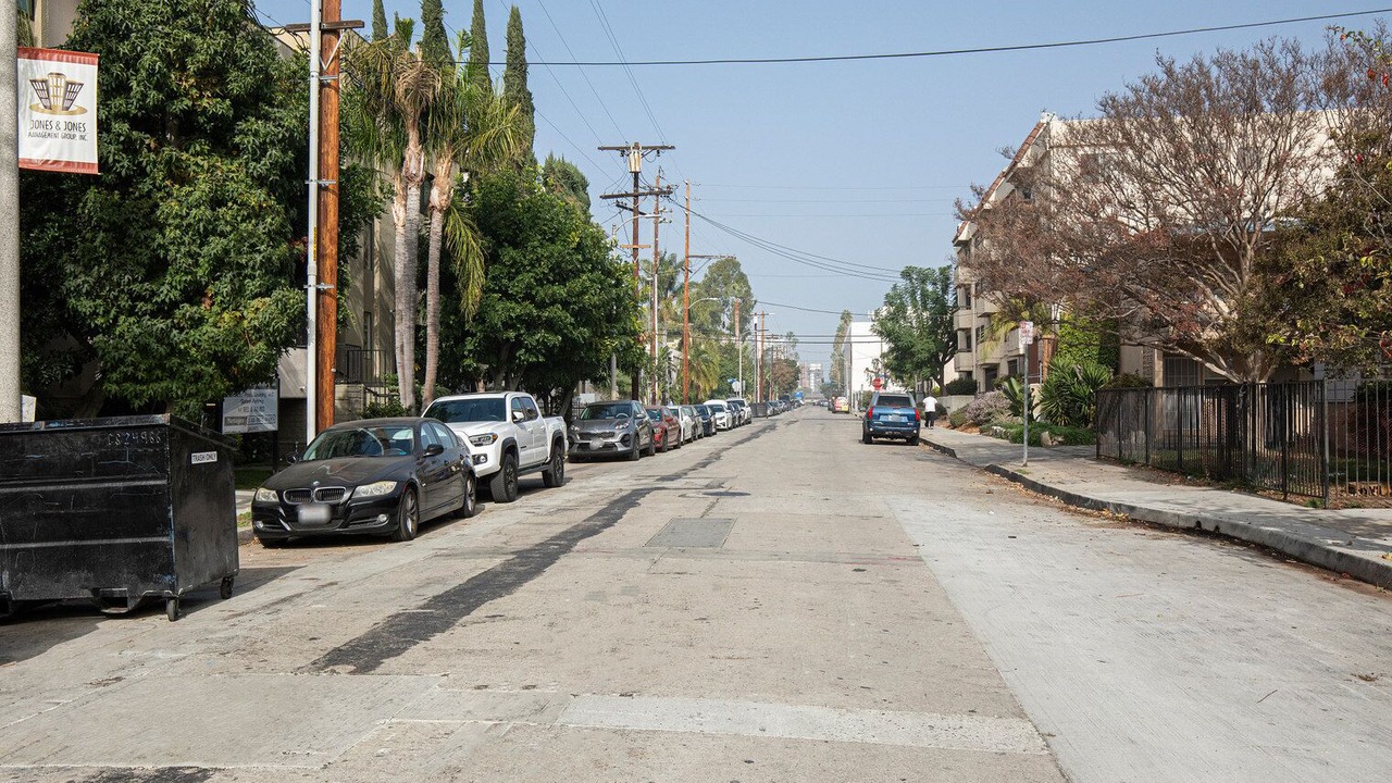 Photo of Others in NoHo Arts District
