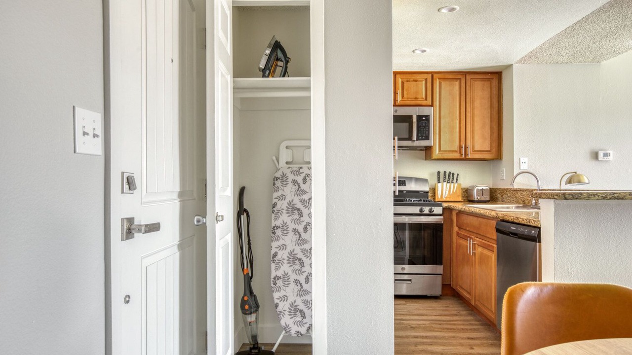Photo of Kitchen in NoHo Arts District