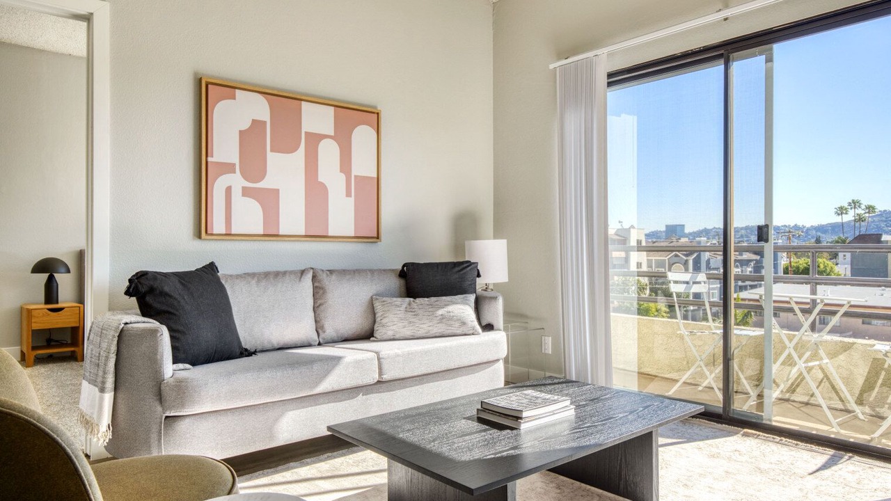 Photo of Livingroom in NoHo Arts District