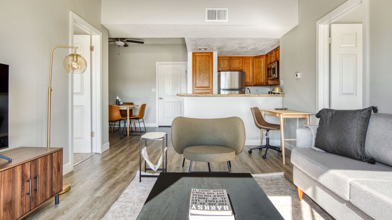Photo of Livingroom in NoHo Arts District