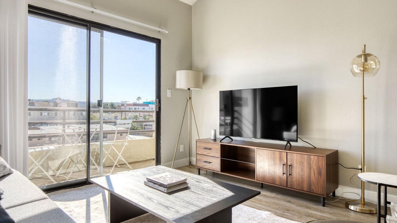 Photo of Livingroom in NoHo Arts District