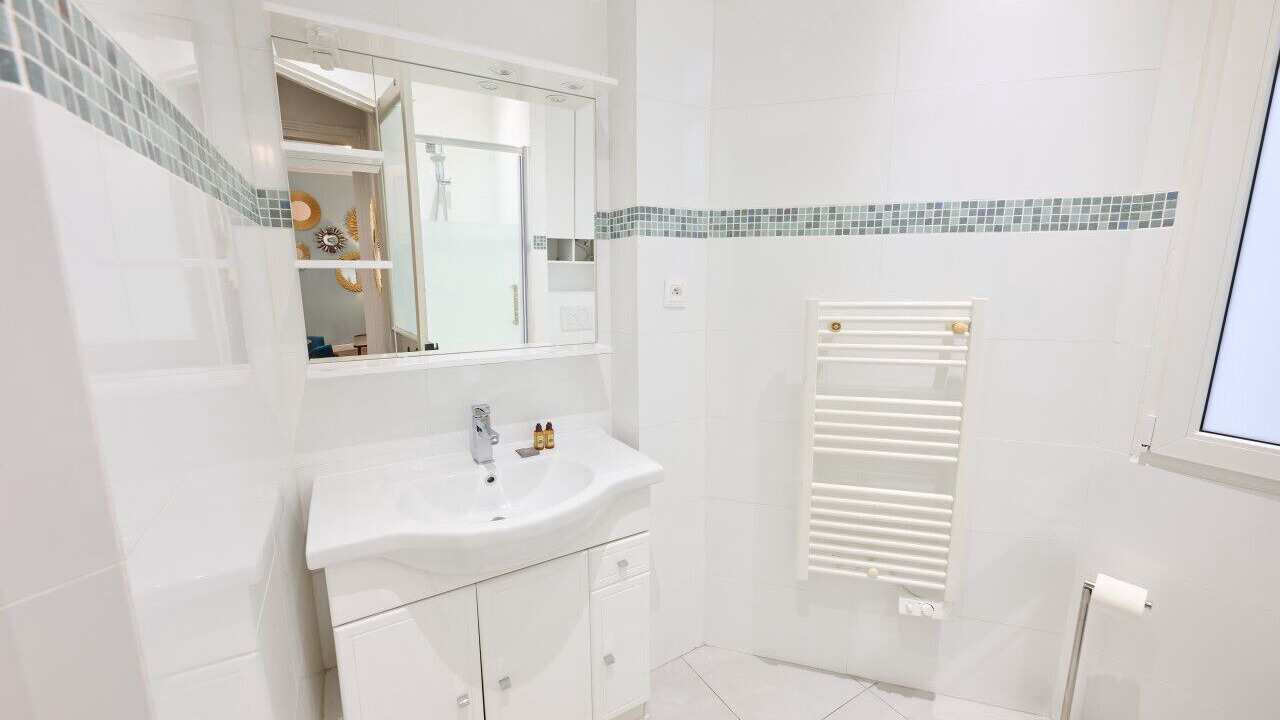 Photo of Bathroom in 15th Arrondissement
