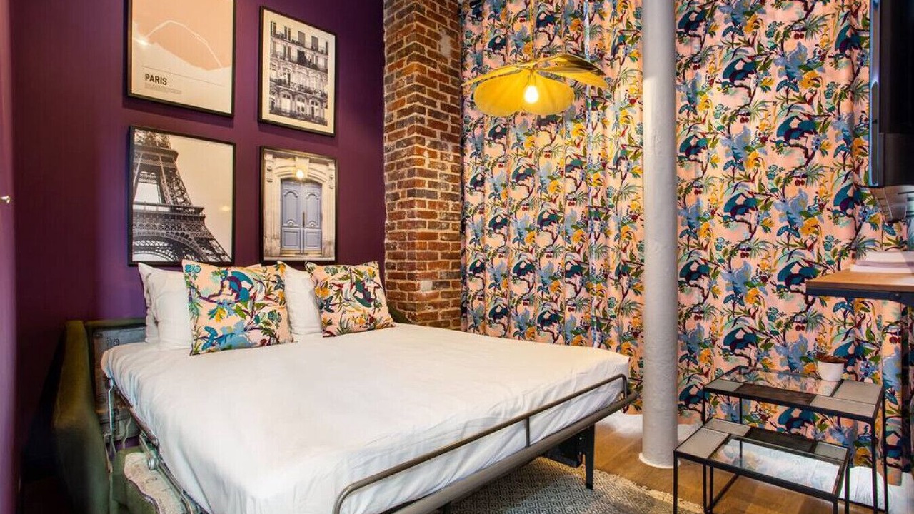 Photo of Bedroom in Saint-Lambert