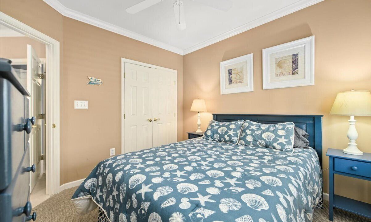 Photo of Bedroom in Sunset Island