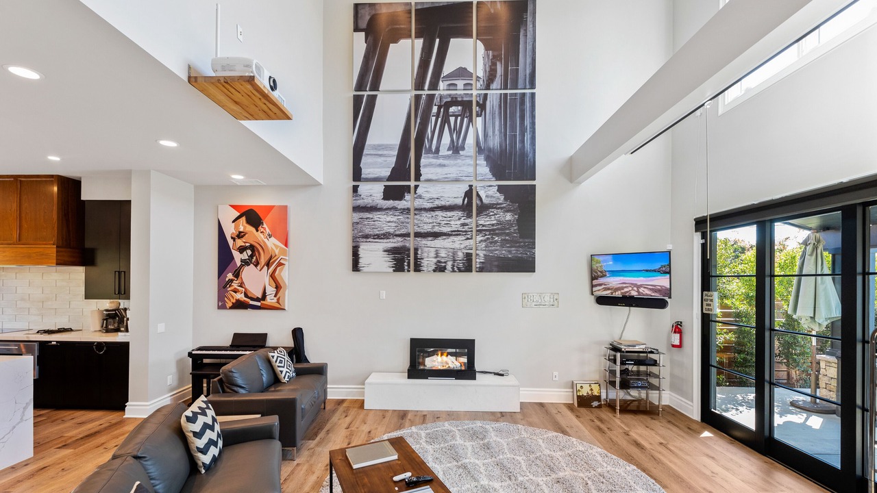 Photo of Bedroom in Huntington Beach