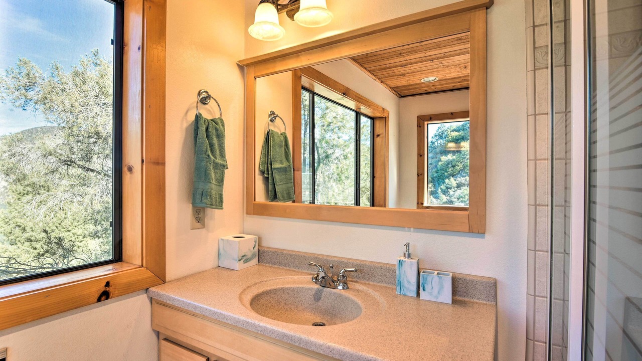Photo of Bathroom in Pine Mountain Club