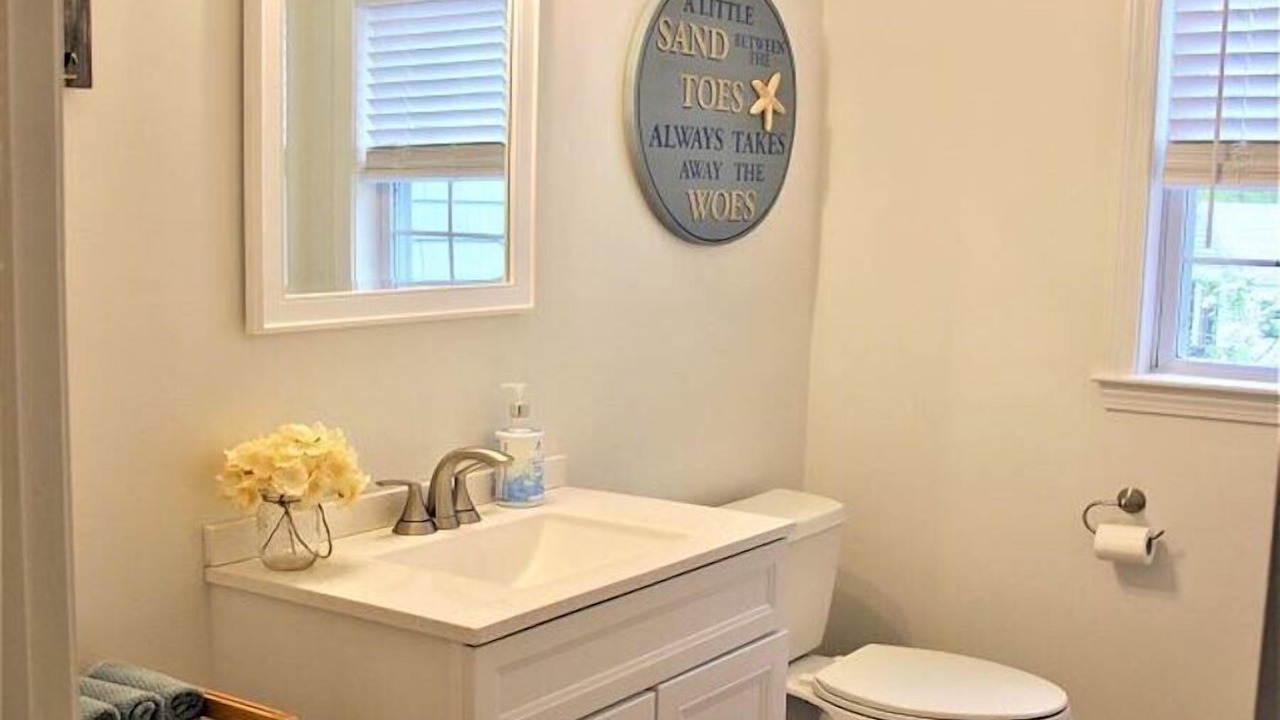 Photo of Bathroom in Sandwich
